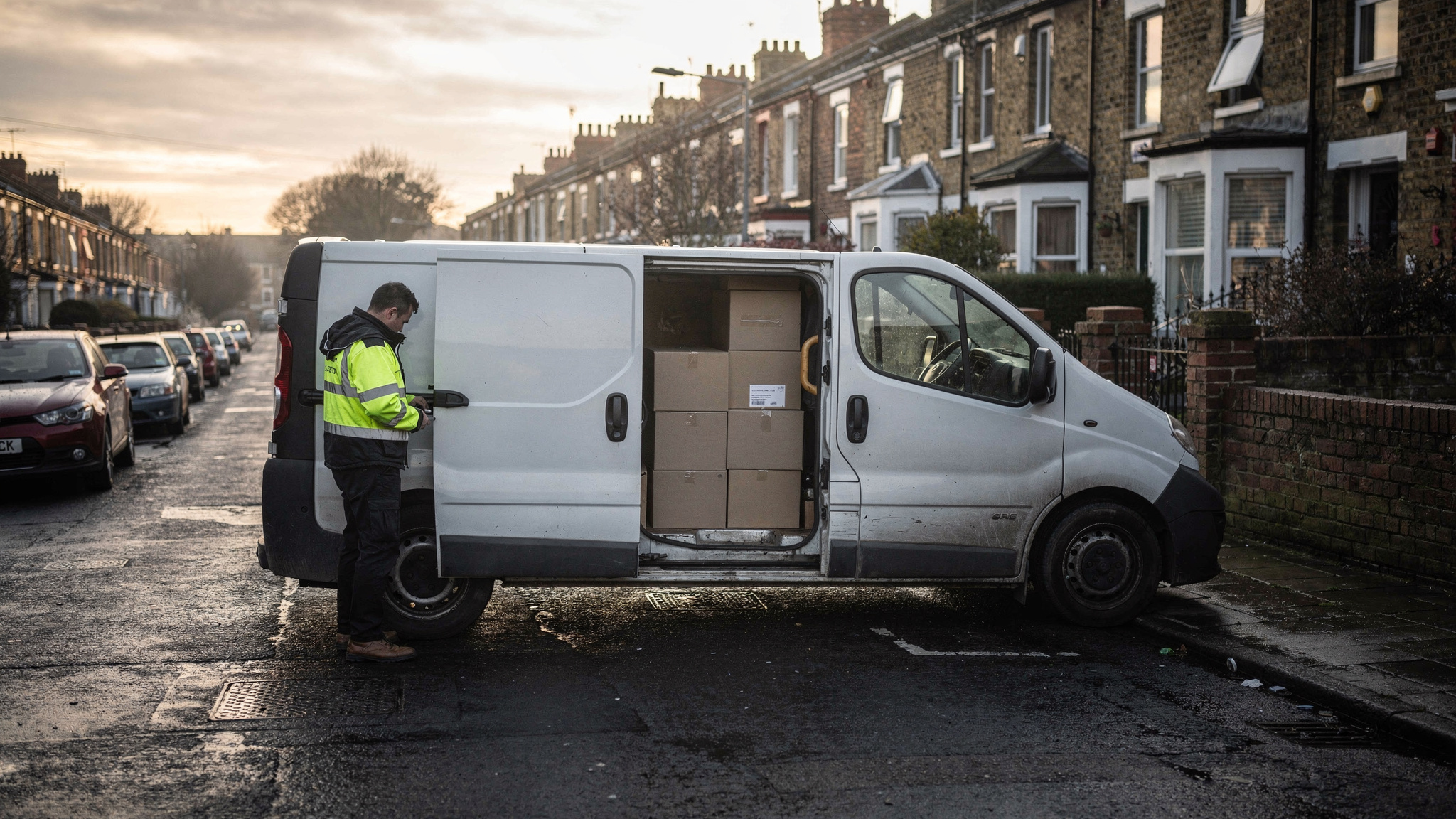 Dynamic Route Optimisation for UK Delivery Fleets | Locate2u