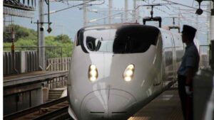 Japan uses vacant space on trains for faster bulk same-day delivery