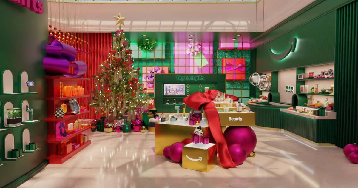 Amazon’s 3D holiday shop makes gift shopping simple