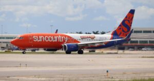 Sun Country Airlines extends Amazon contract, expands cargo fleet