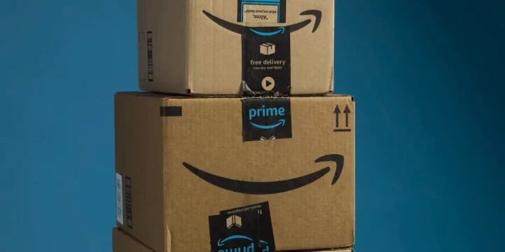 Amazon Australia gains 1 million shoppers but traditional retailers struggle