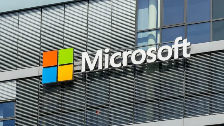 Microsoft Recall: AI-powered screenshot tool sparks privacy concerns